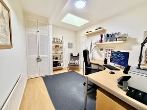 Photo 9- click for photo gallery